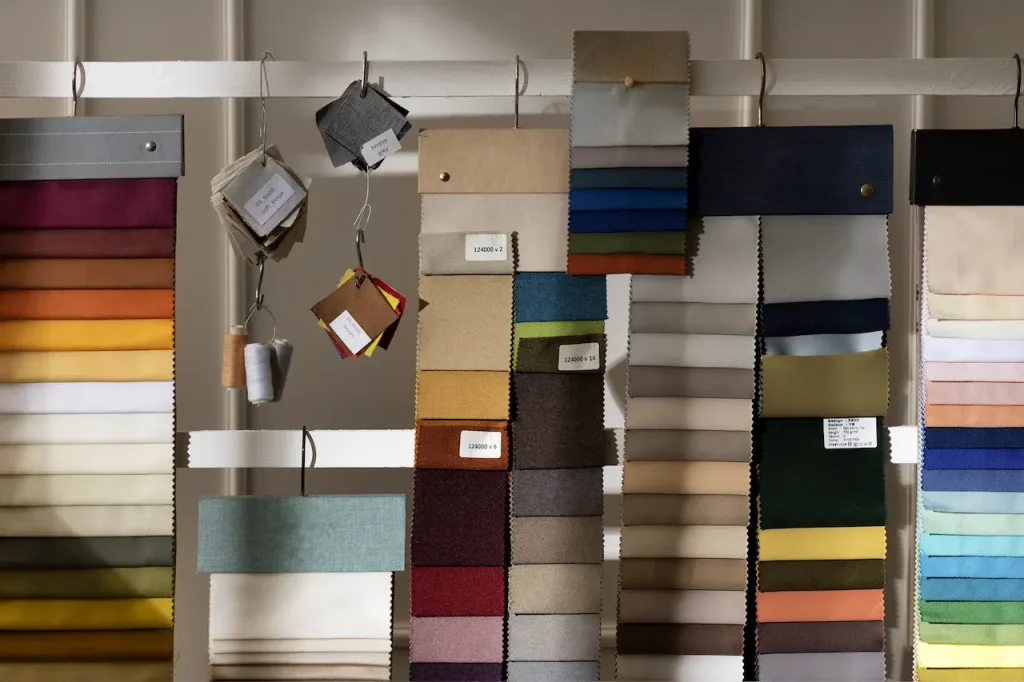 Tela para tapizar sillones y sofa en Tapicería restaura Madrid